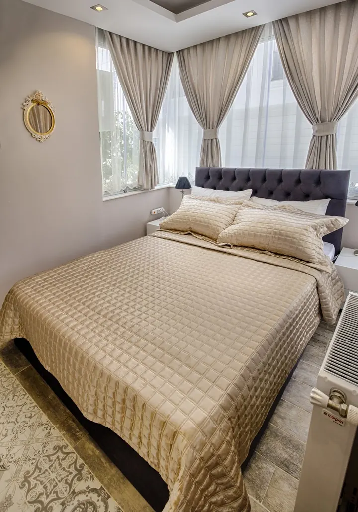 Garden Suite — 6