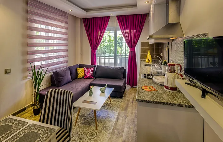 Garden Suite — 2